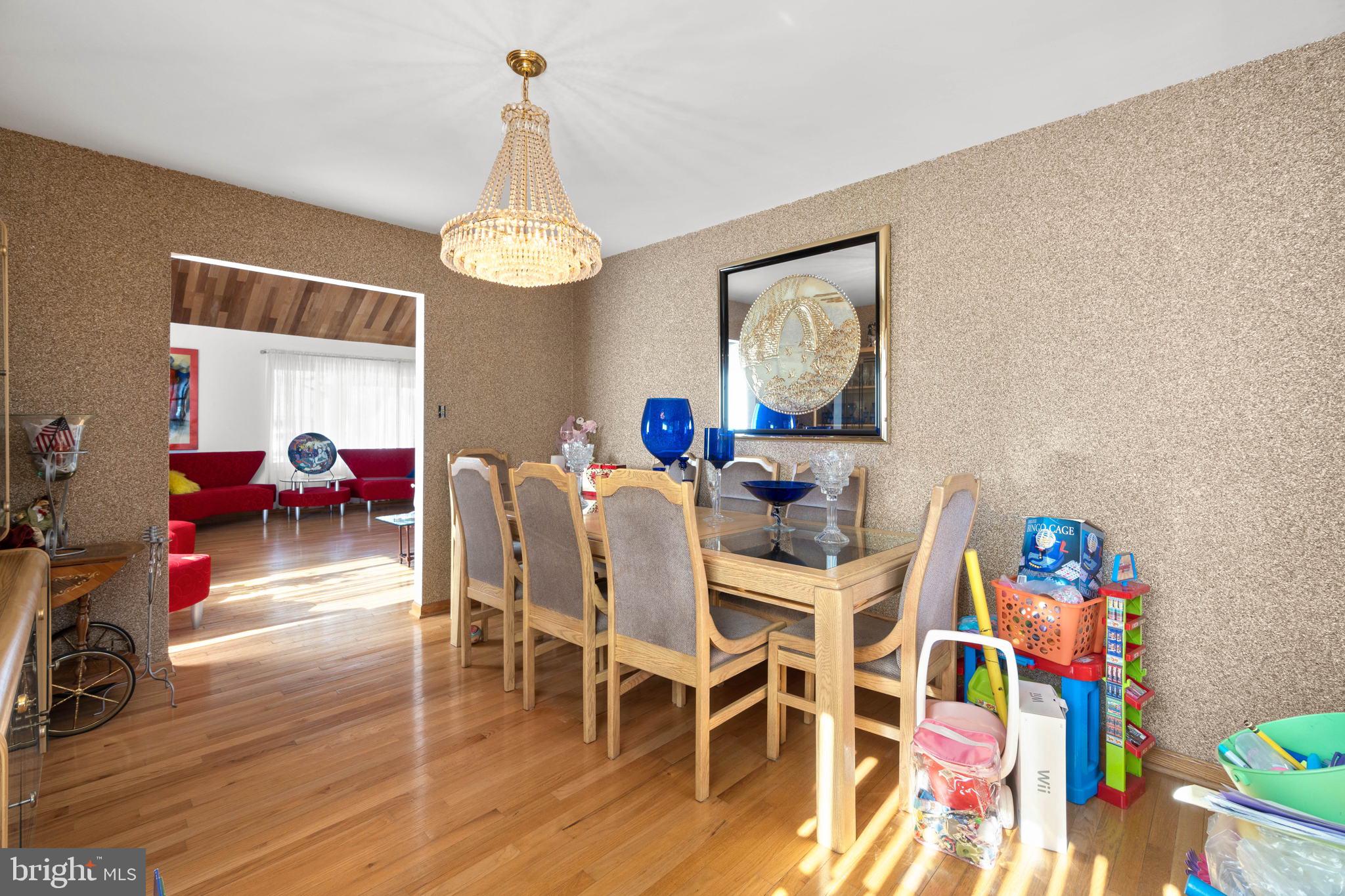 OLNEY SQUARE - Residential