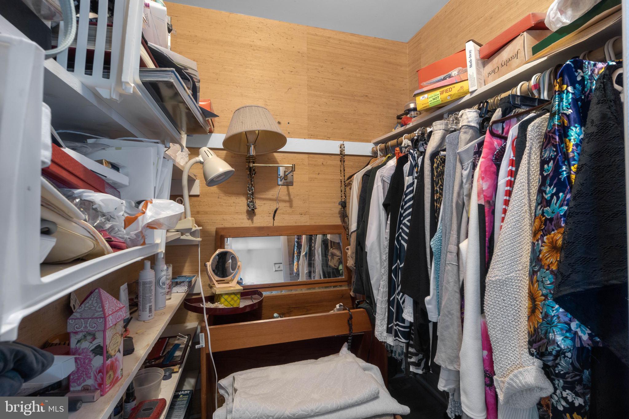 OLNEY SQUARE - Residential