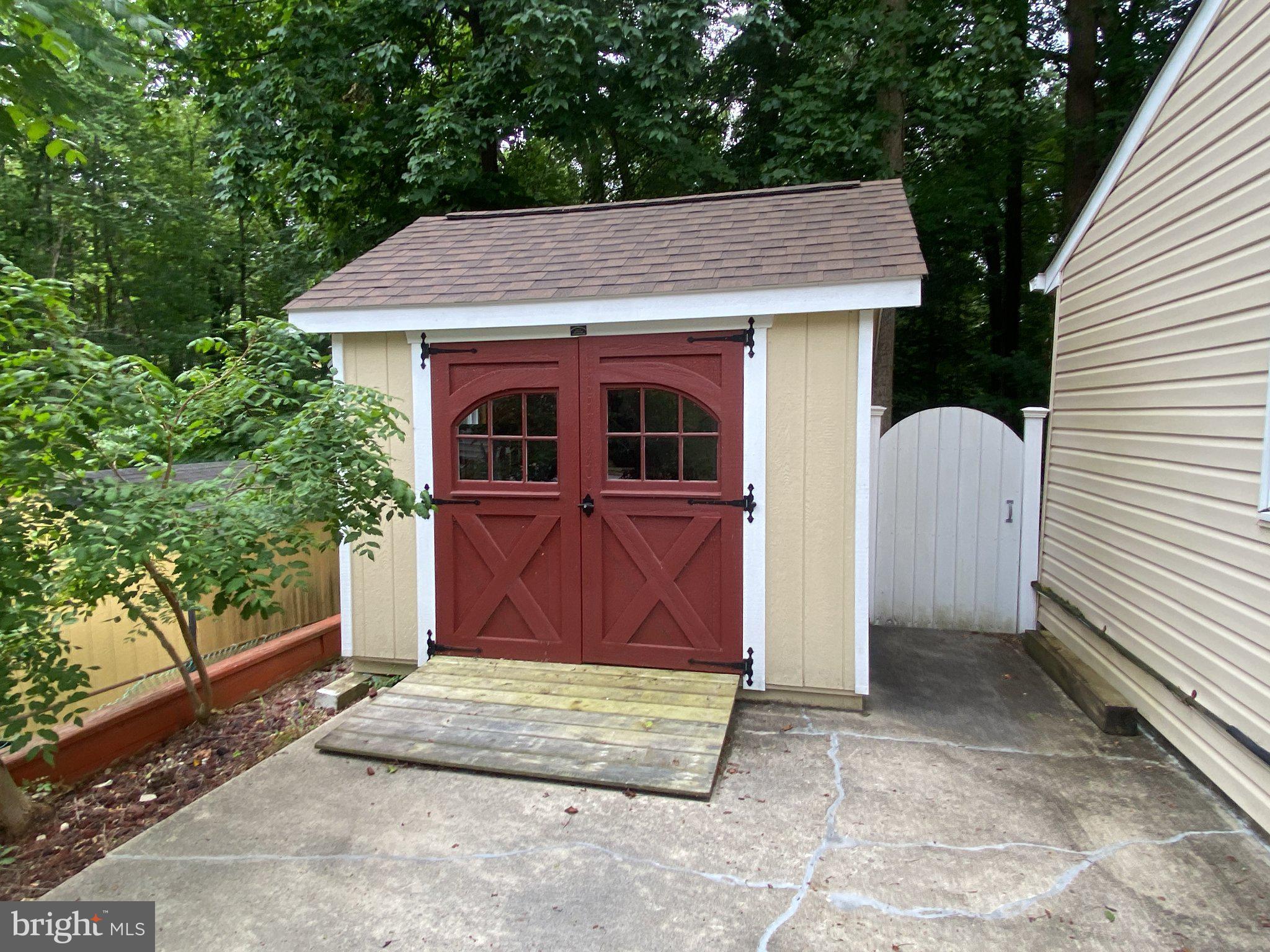 8007 ORANGE PLANK ROAD