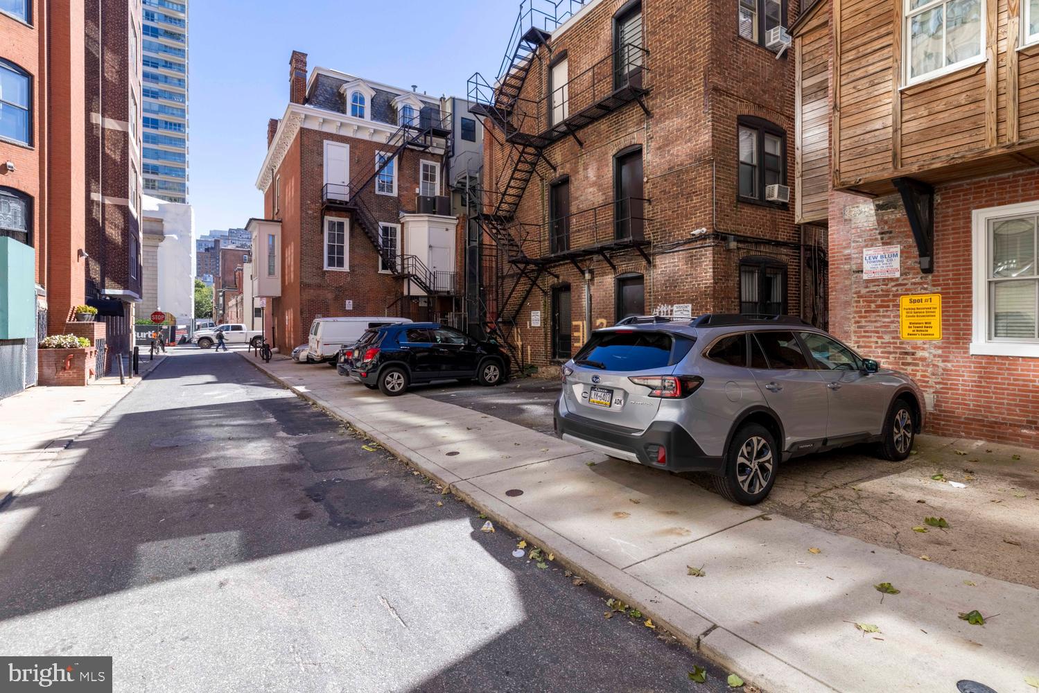 1813 SPRUCE STREET 4R