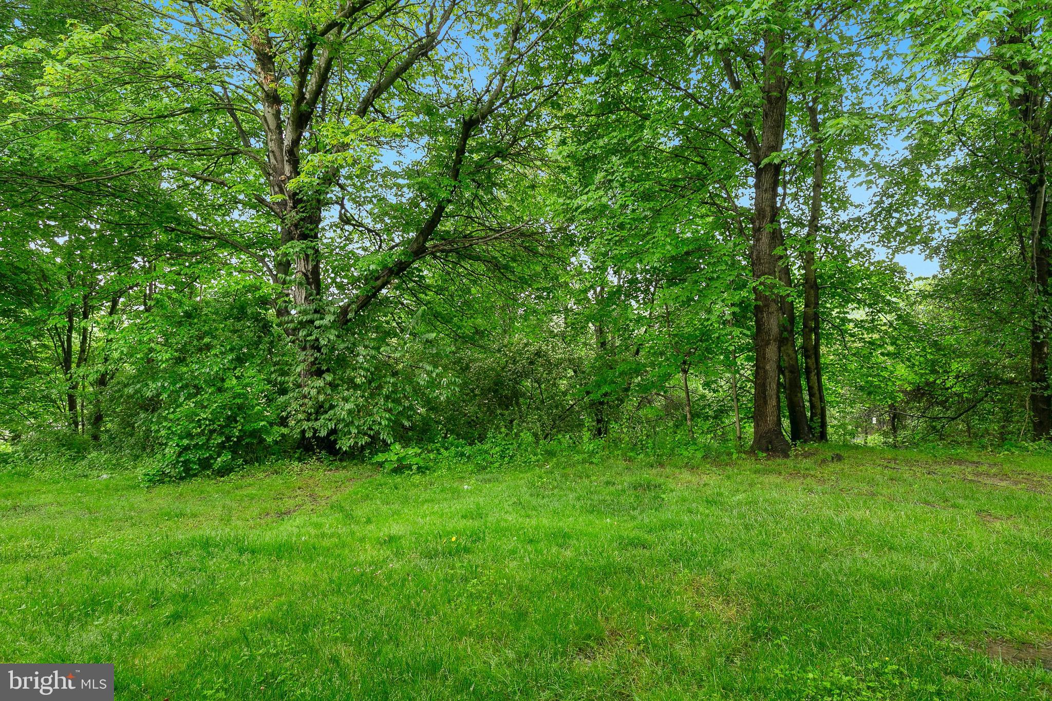 FLOWER HILL - Residential