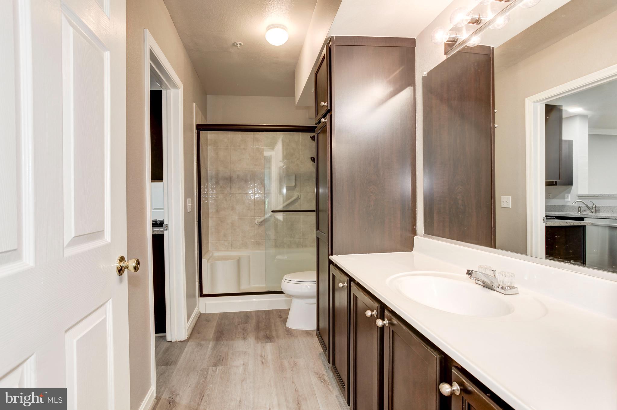 GATES OF FAIR LAKES - Residential Lease