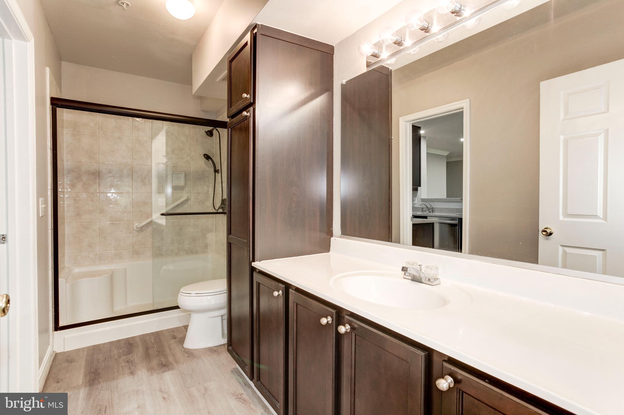 GATES OF FAIR LAKES - Residential Lease