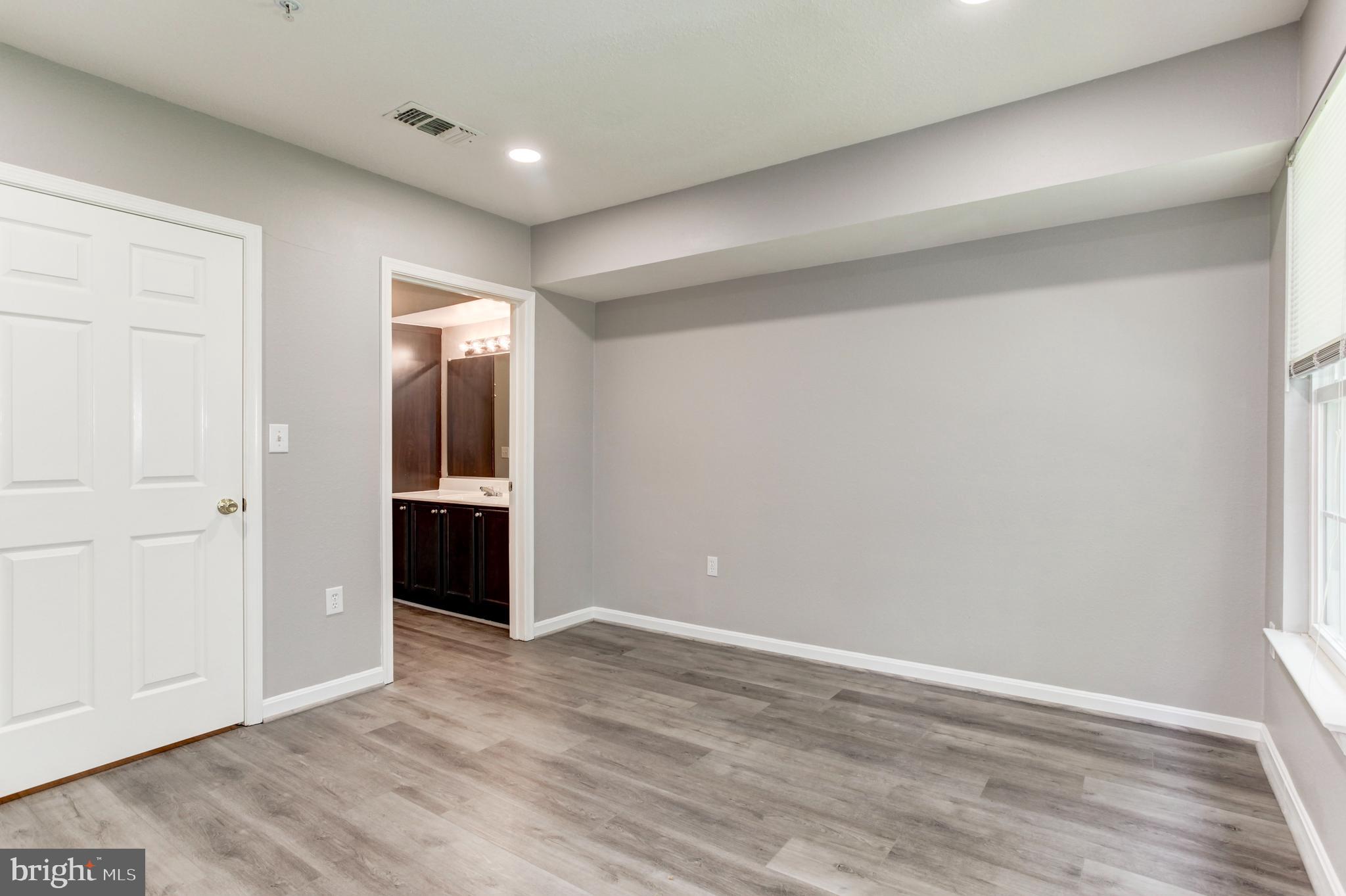 GATES OF FAIR LAKES - Residential Lease