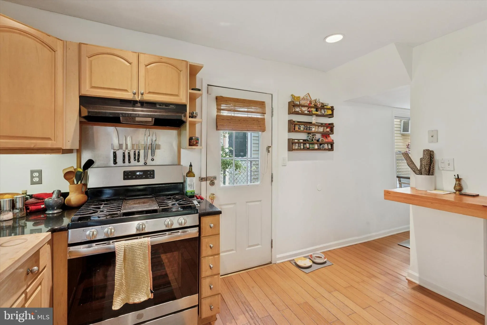 Philadelphia, Pennsylvania 19125, United States, 2 Bedrooms Bedrooms, ,1 BathroomBathrooms,Residential,Pending,135982