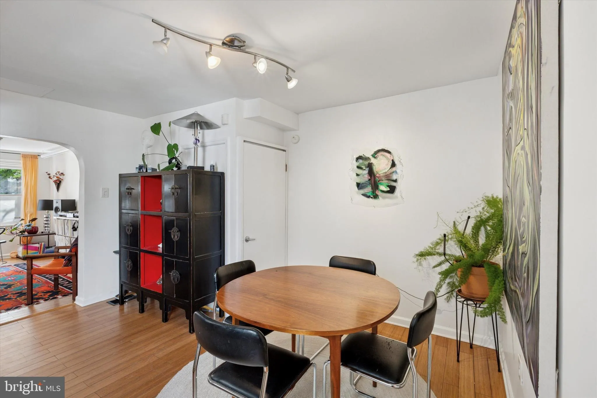 Philadelphia, Pennsylvania 19125, United States, 2 Bedrooms Bedrooms, ,1 BathroomBathrooms,Residential,Pending,135982