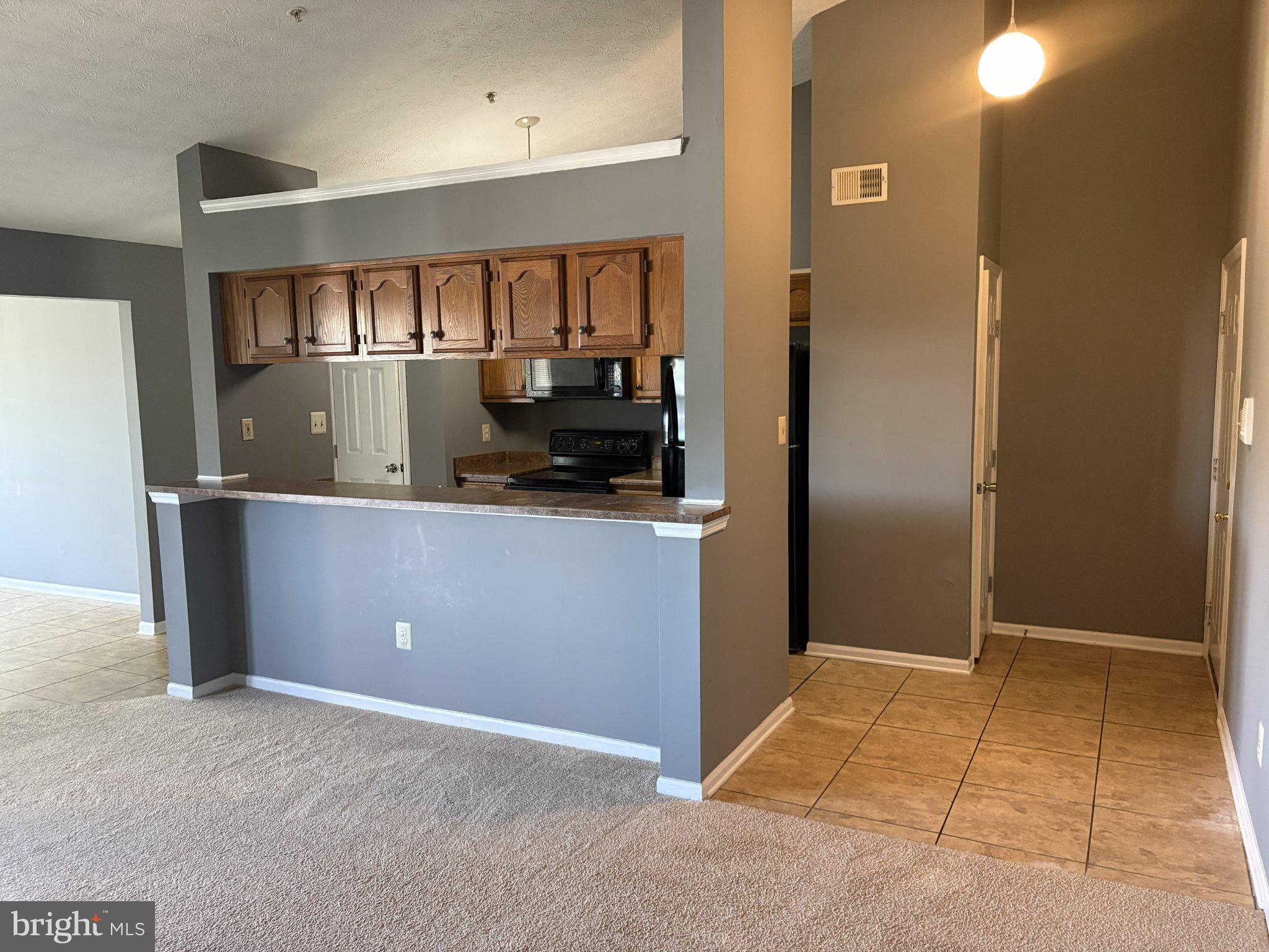 902 SWALLOW CREST COURT K 902-K