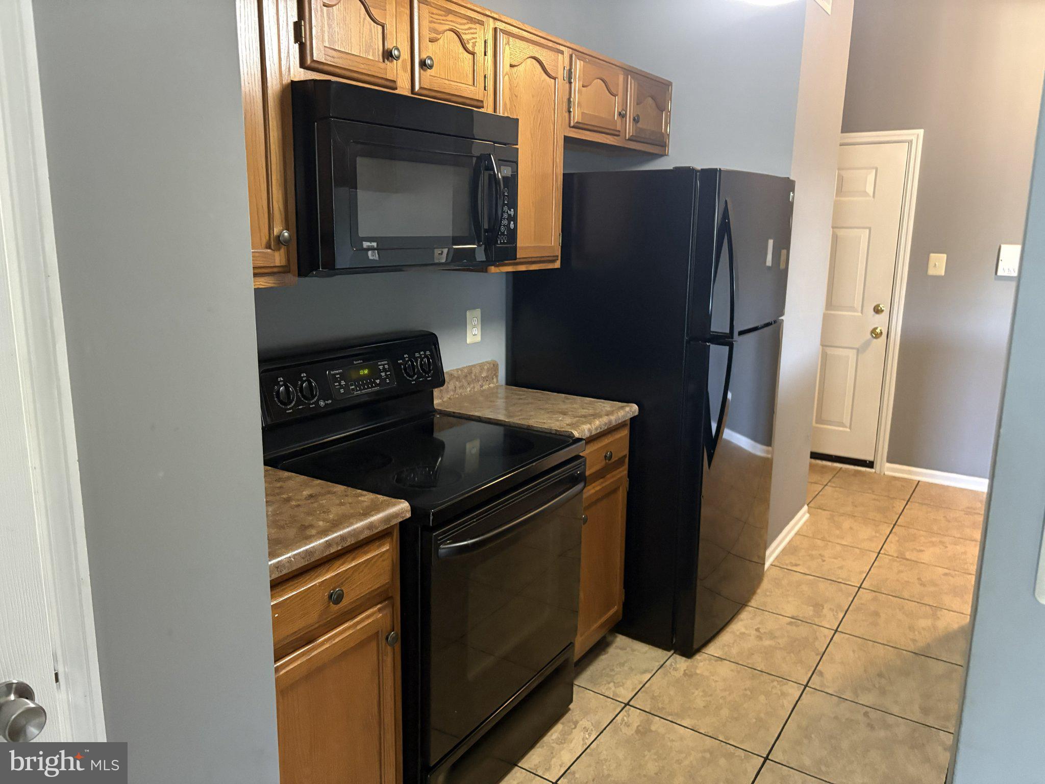 902 SWALLOW CREST COURT K 902-K