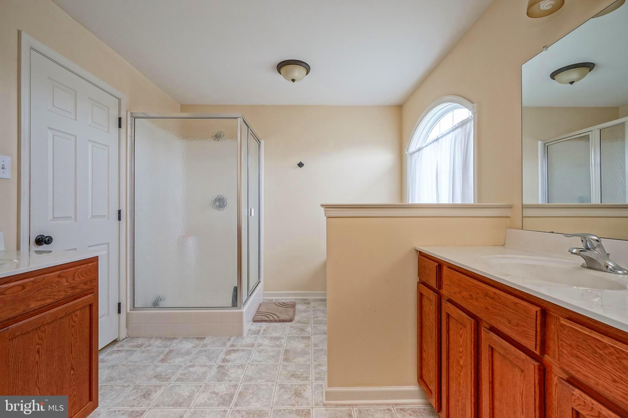 GILBERTSVILLE - Residential