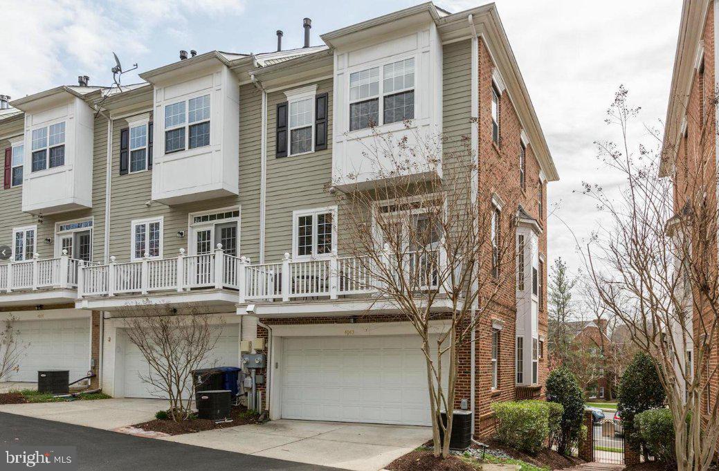 4043 COLUMBIA PIKE