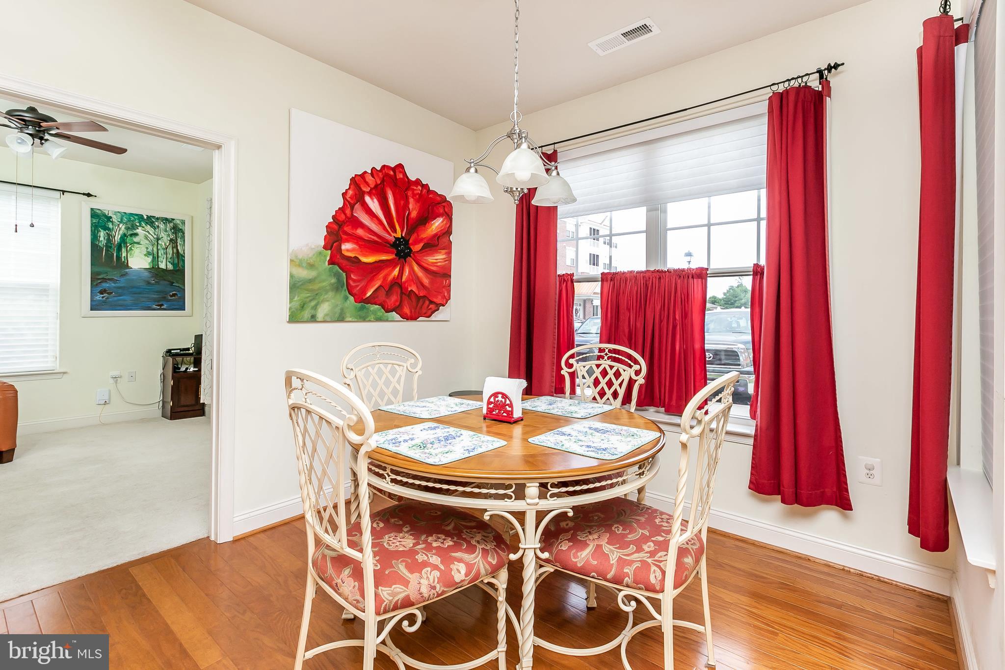 TIREE LAND CONDOMINIUMS - Residential