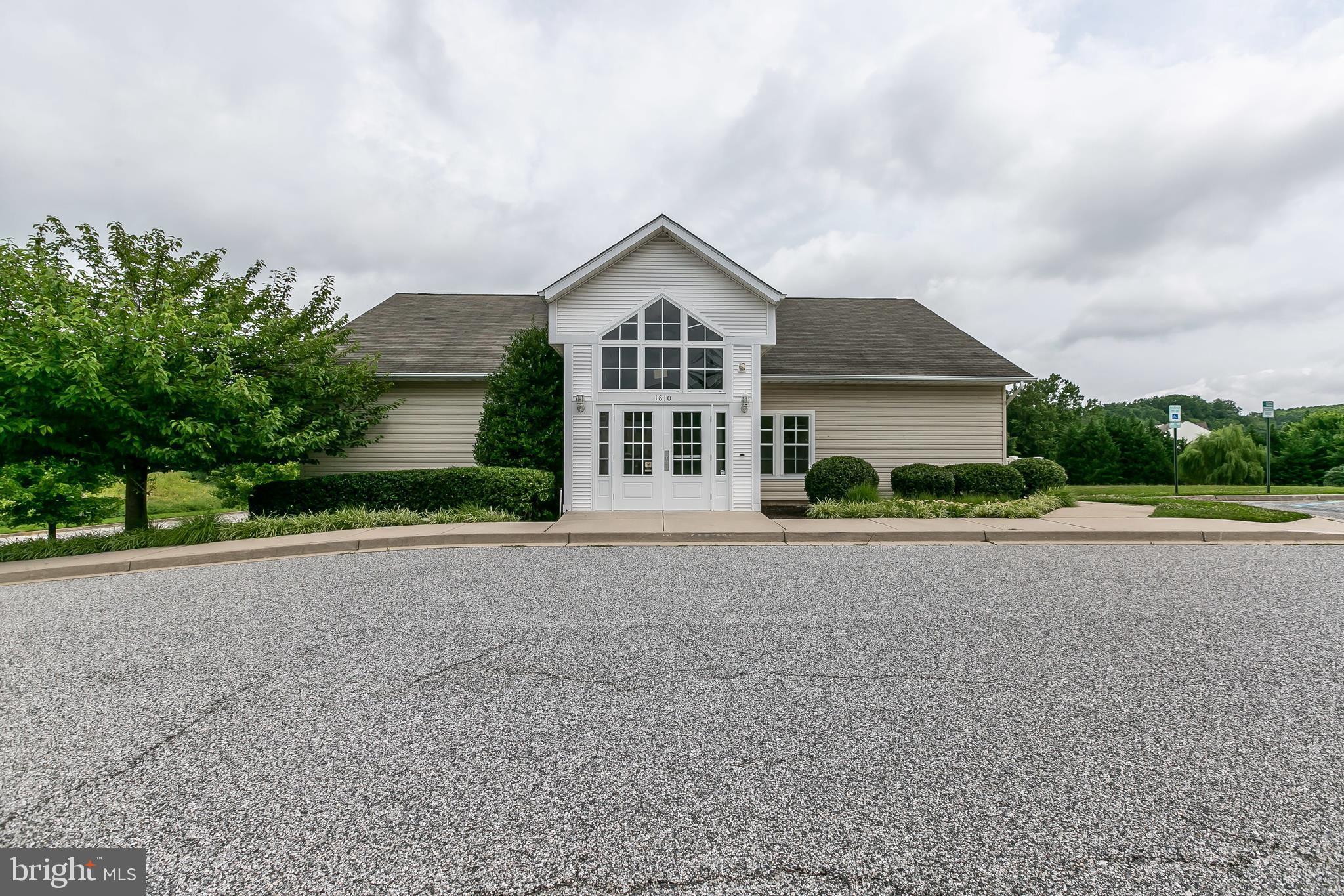 TIREE LAND CONDOMINIUMS - Residential