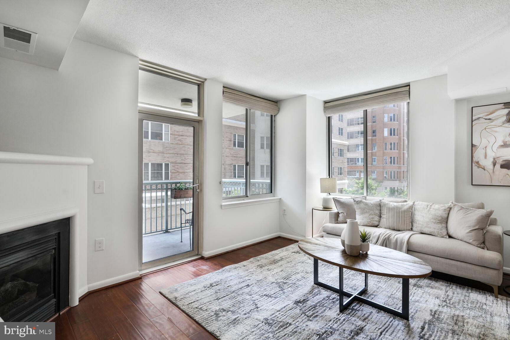 851 N GLEBE ROAD 409