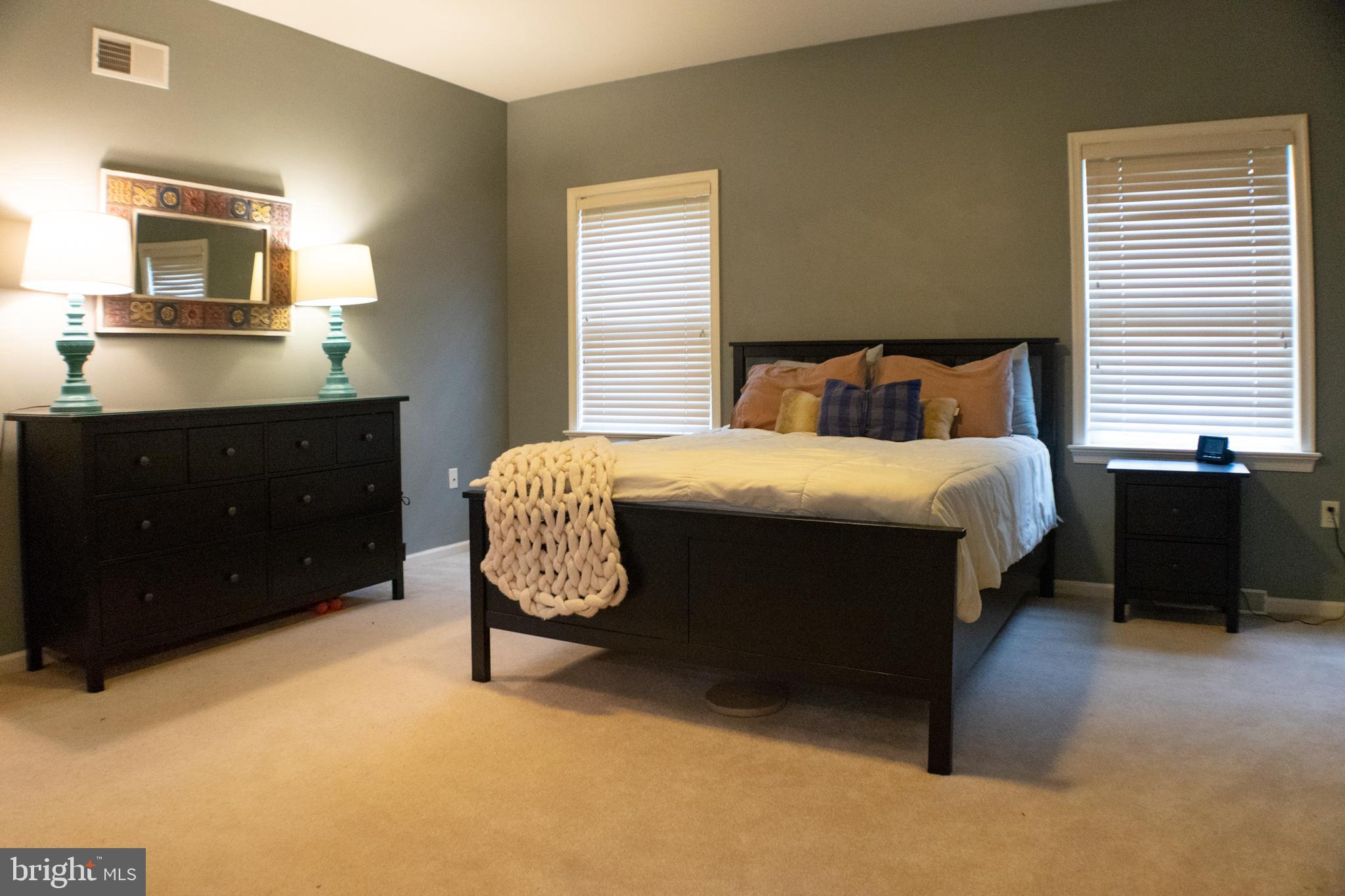 FALCON RIDGE - Residential