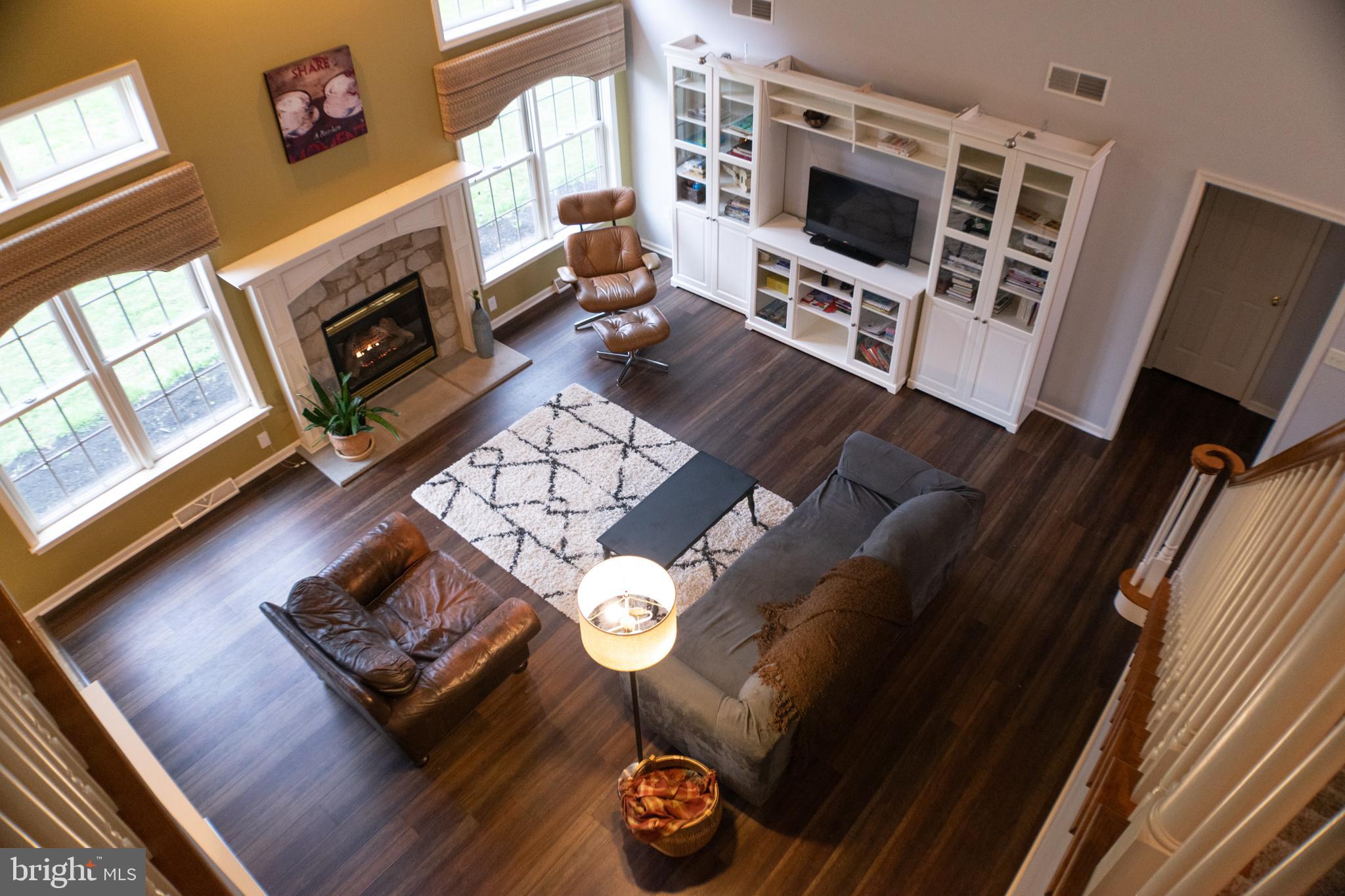 FALCON RIDGE - Residential