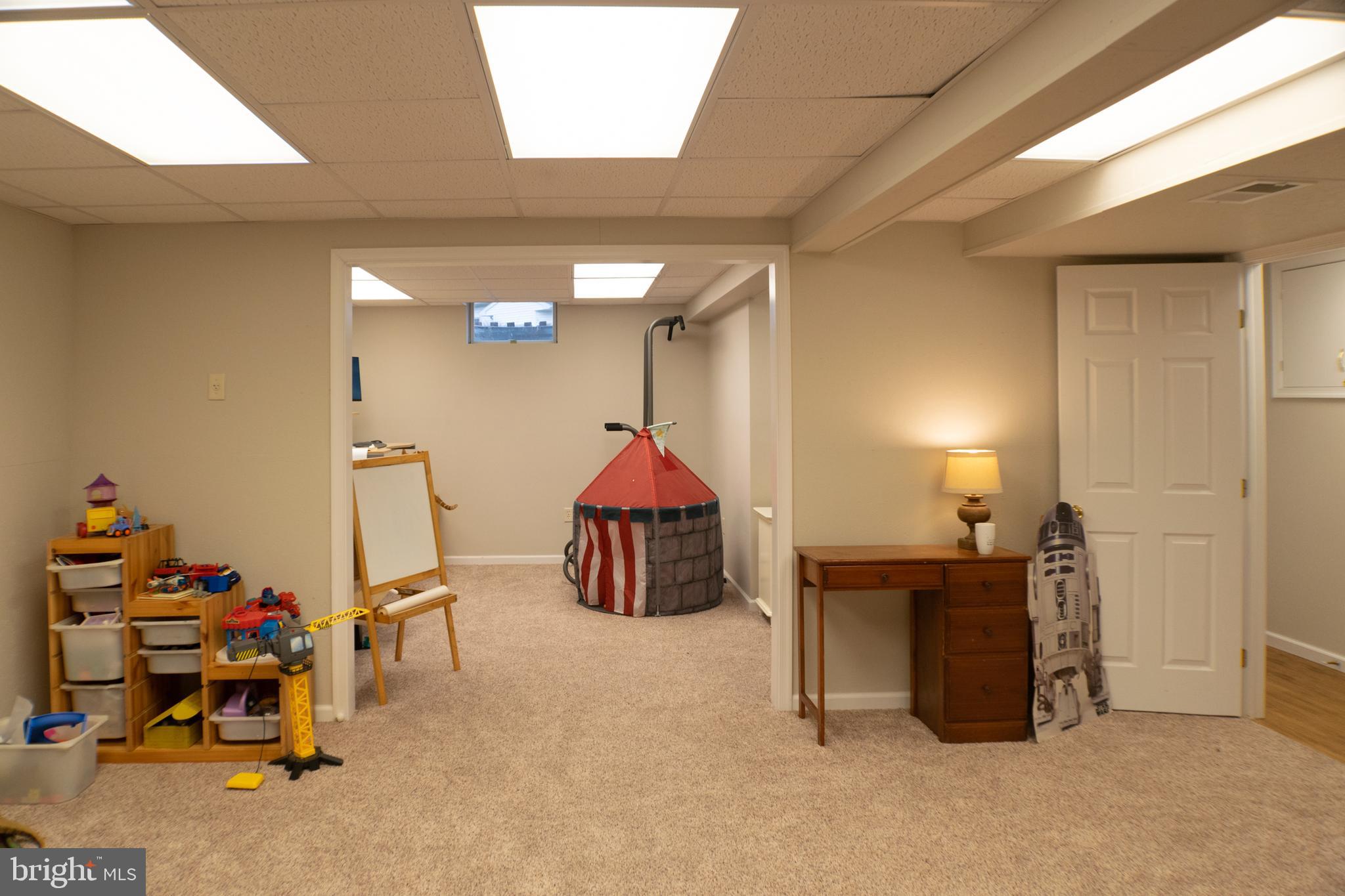 FALCON RIDGE - Residential