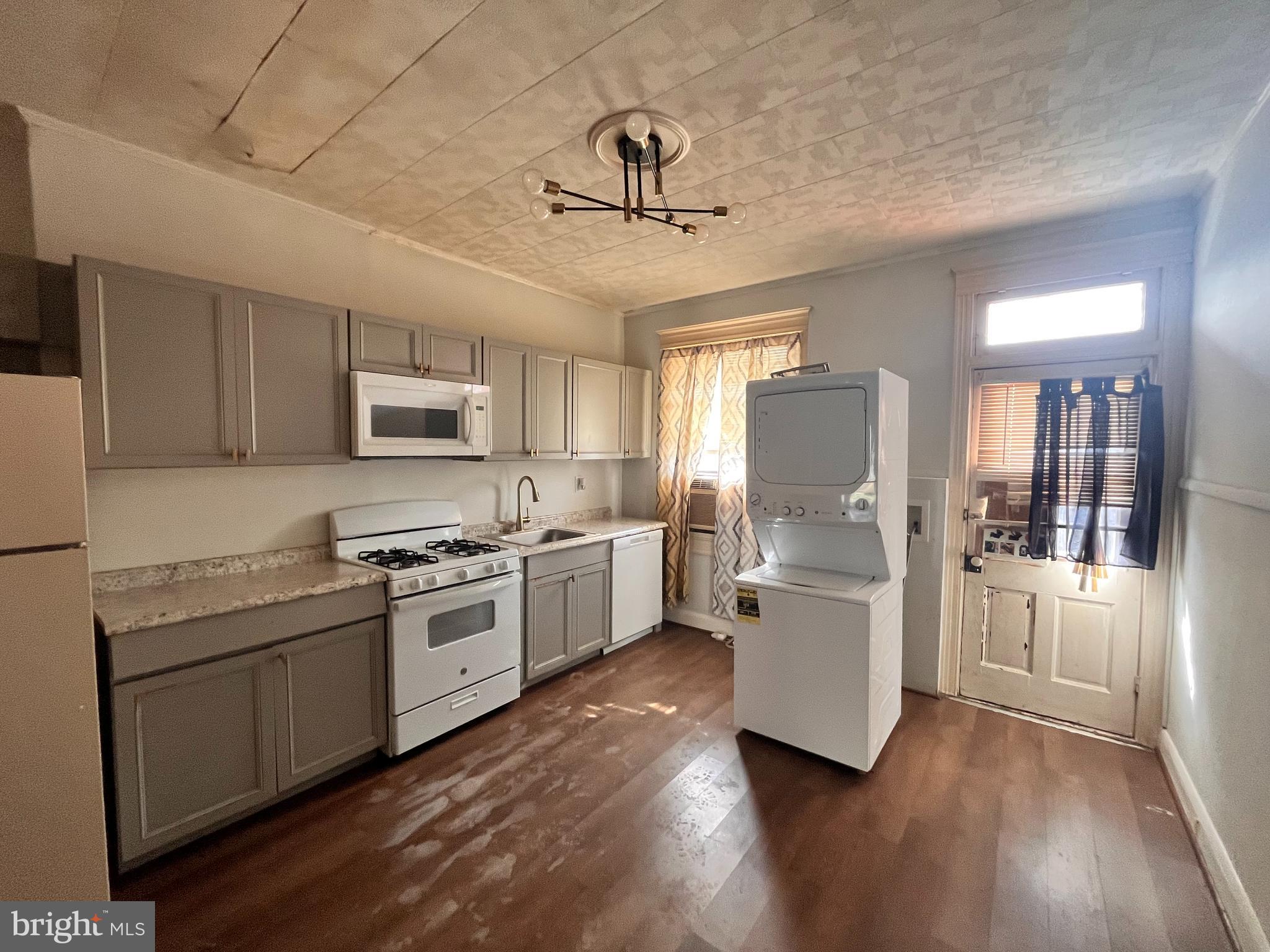 CARROLLTON RIDGE - Residential