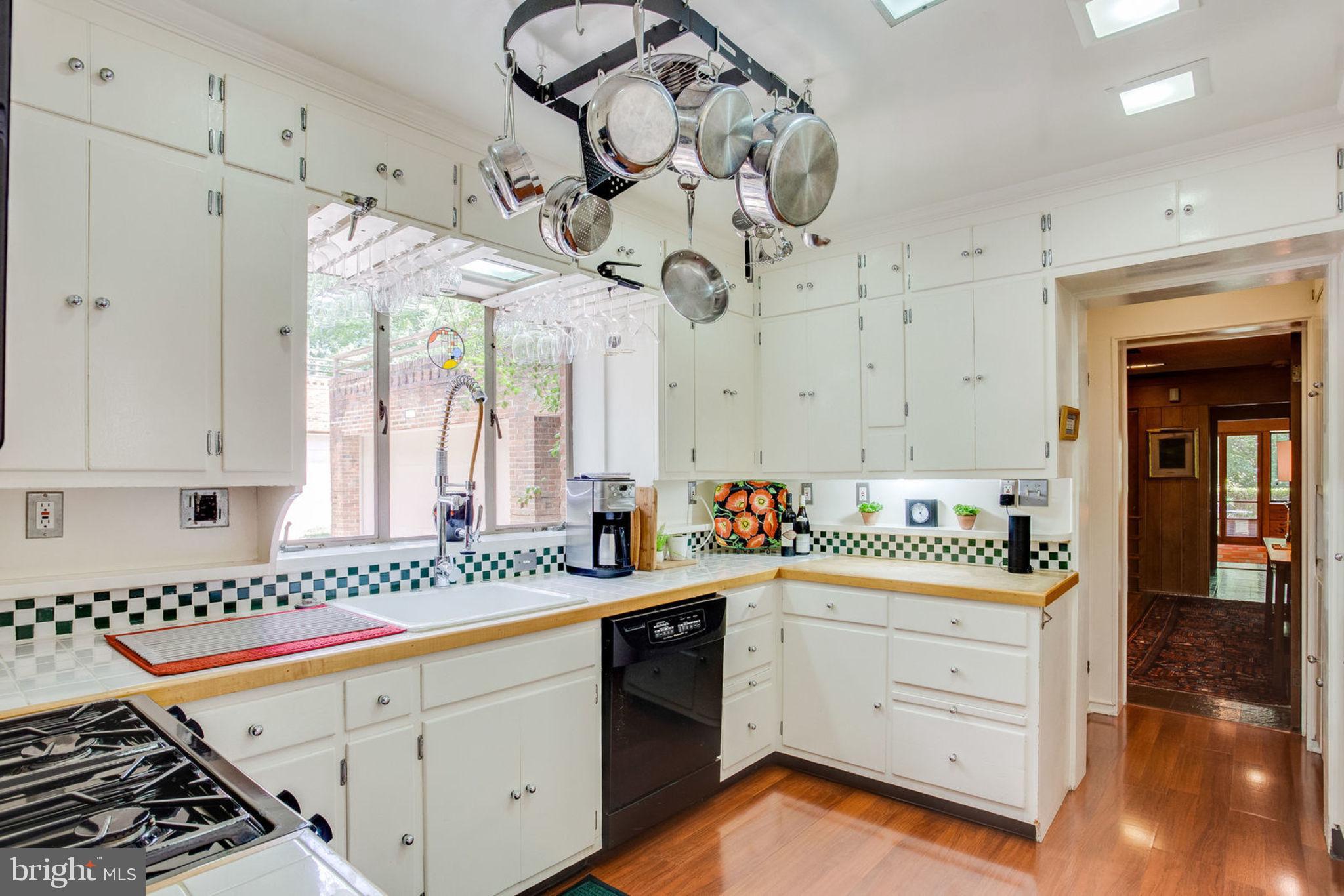 SEMINARY HILL - Residential