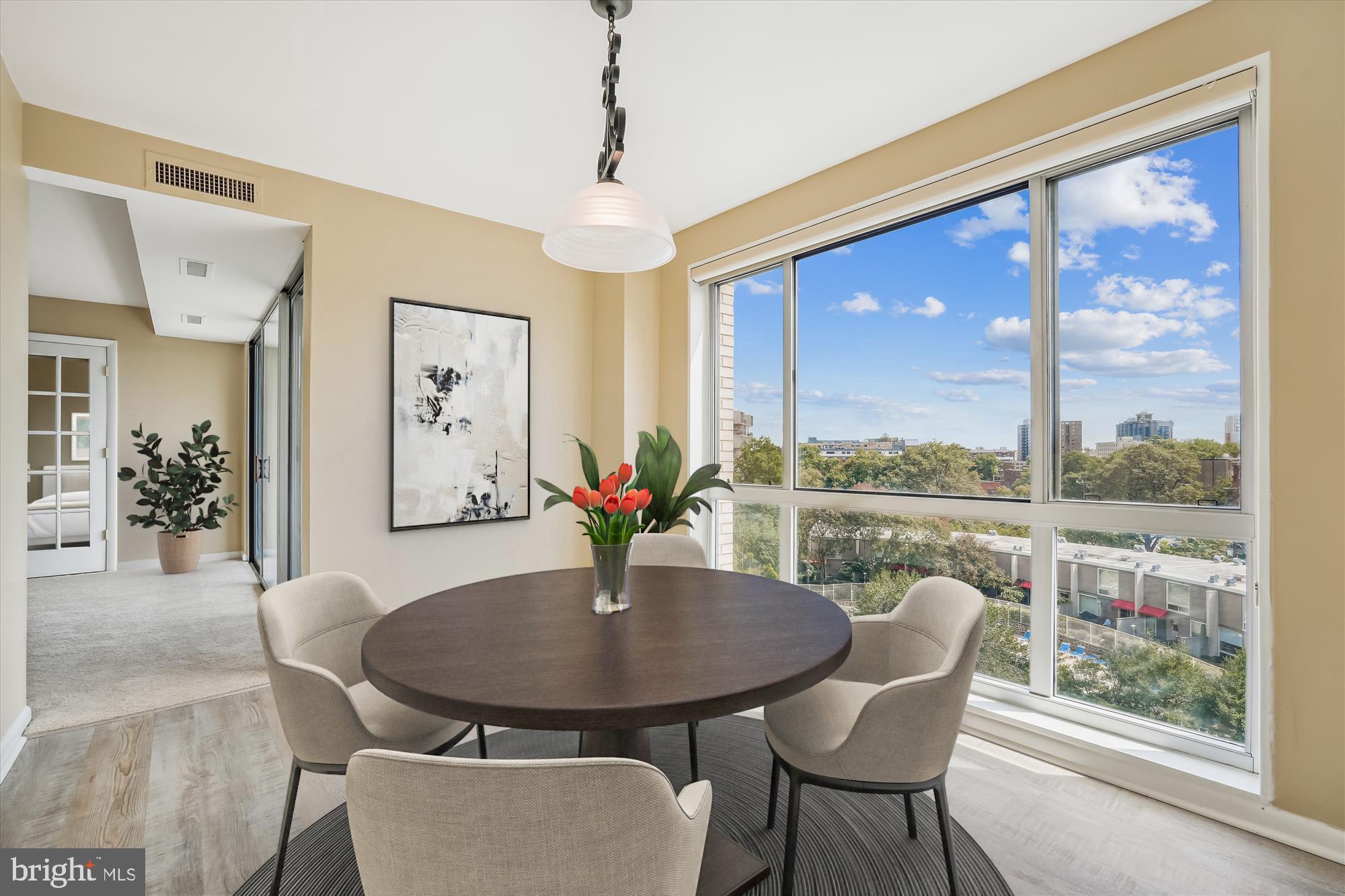 WHITEHALL - Residential