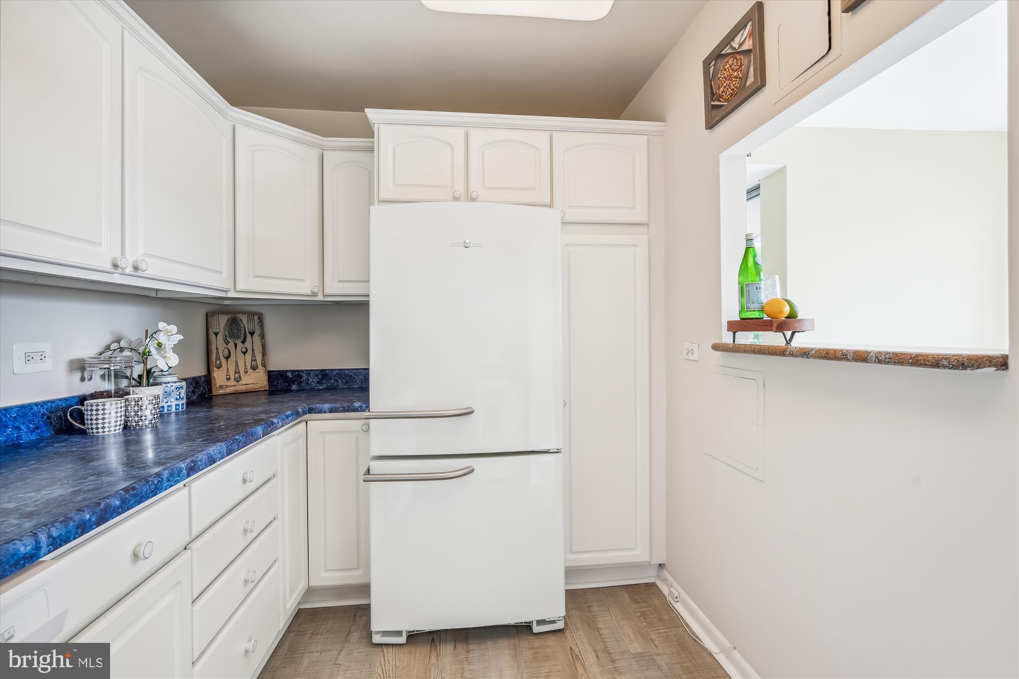 WHITEHALL - Residential