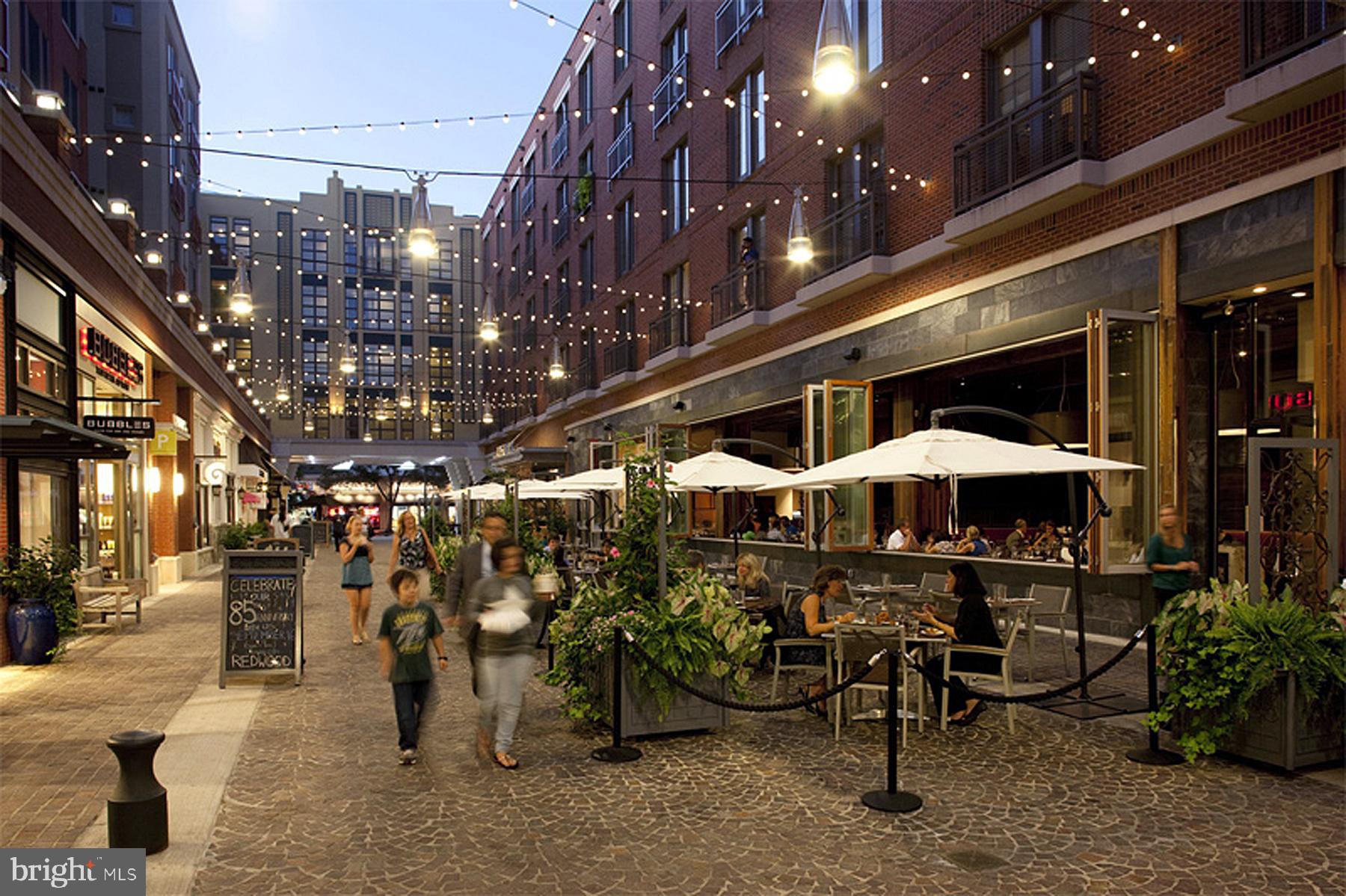 WHITEHALL - Residential