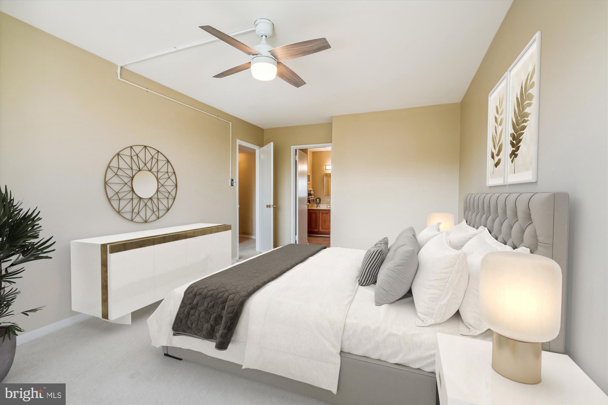 WHITEHALL - Residential