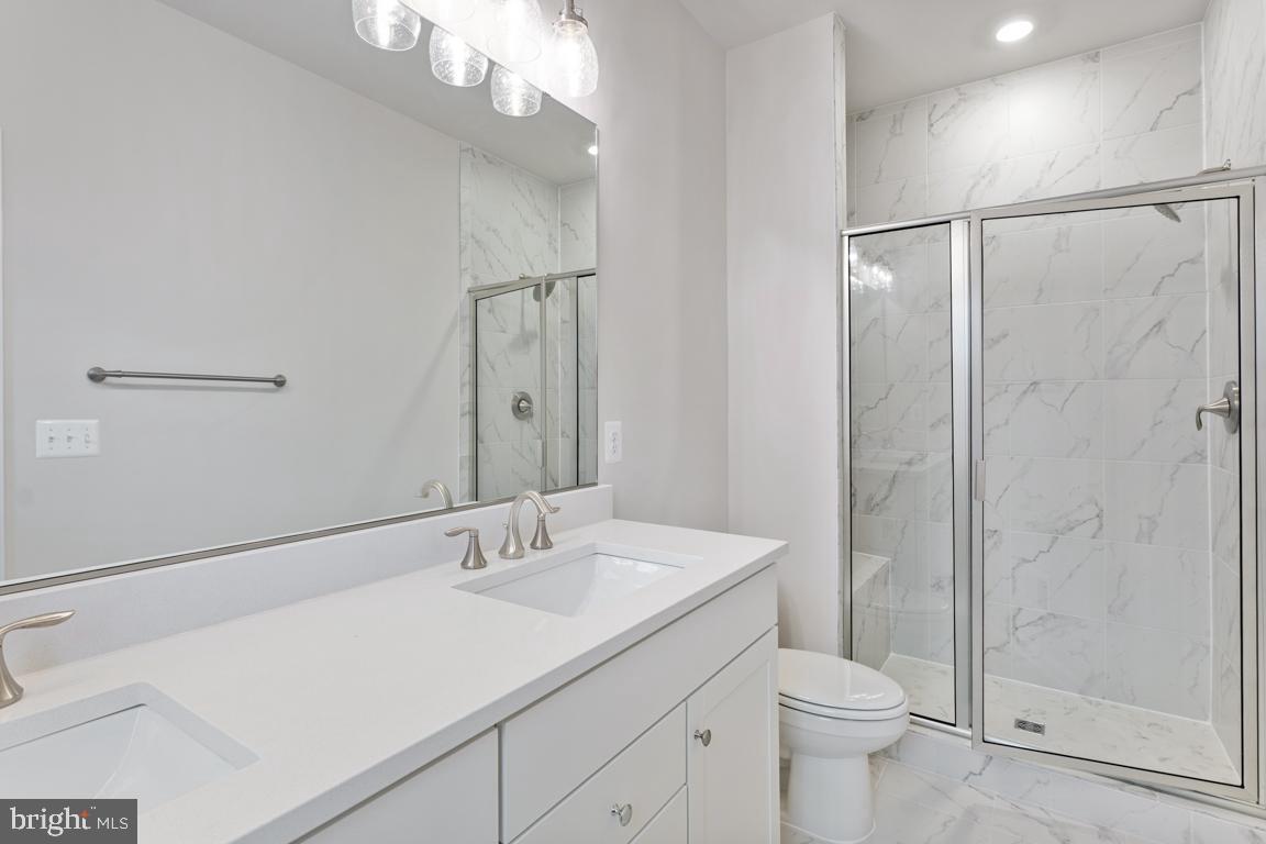 DAMASCUS VILLAGE - Residential