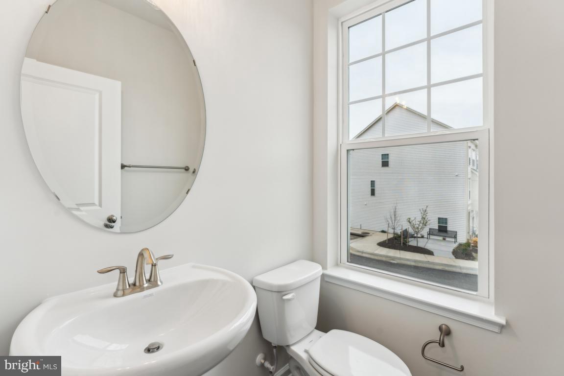 DAMASCUS VILLAGE - Residential