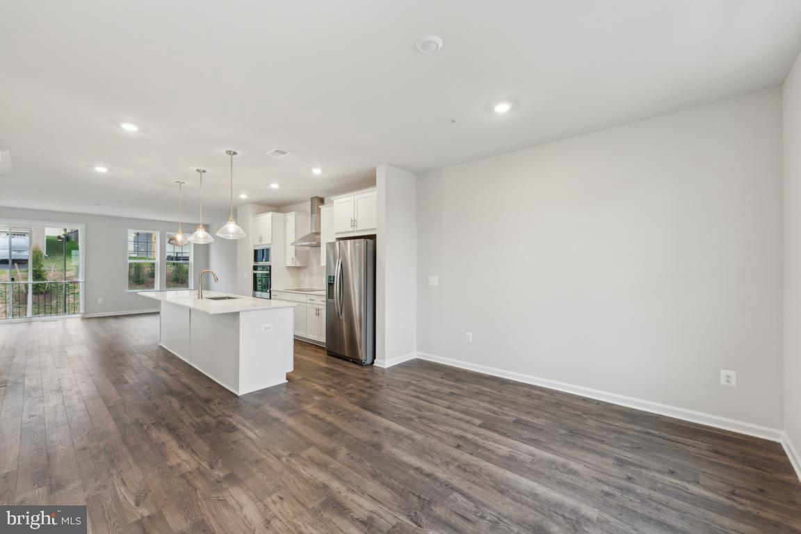 DAMASCUS VILLAGE - Residential