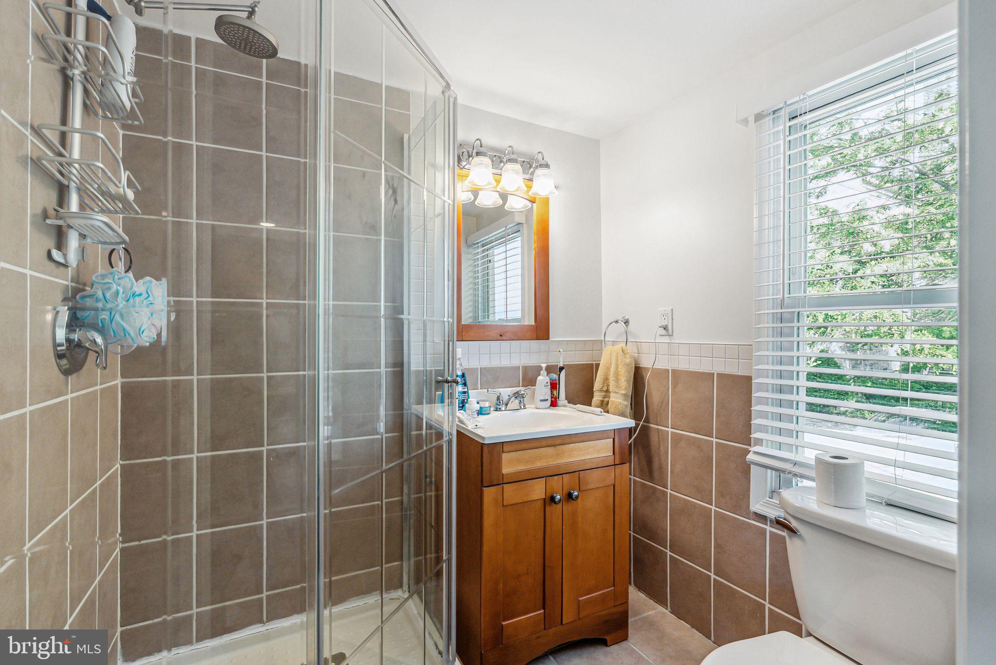 MANAYUNK - Residential Lease