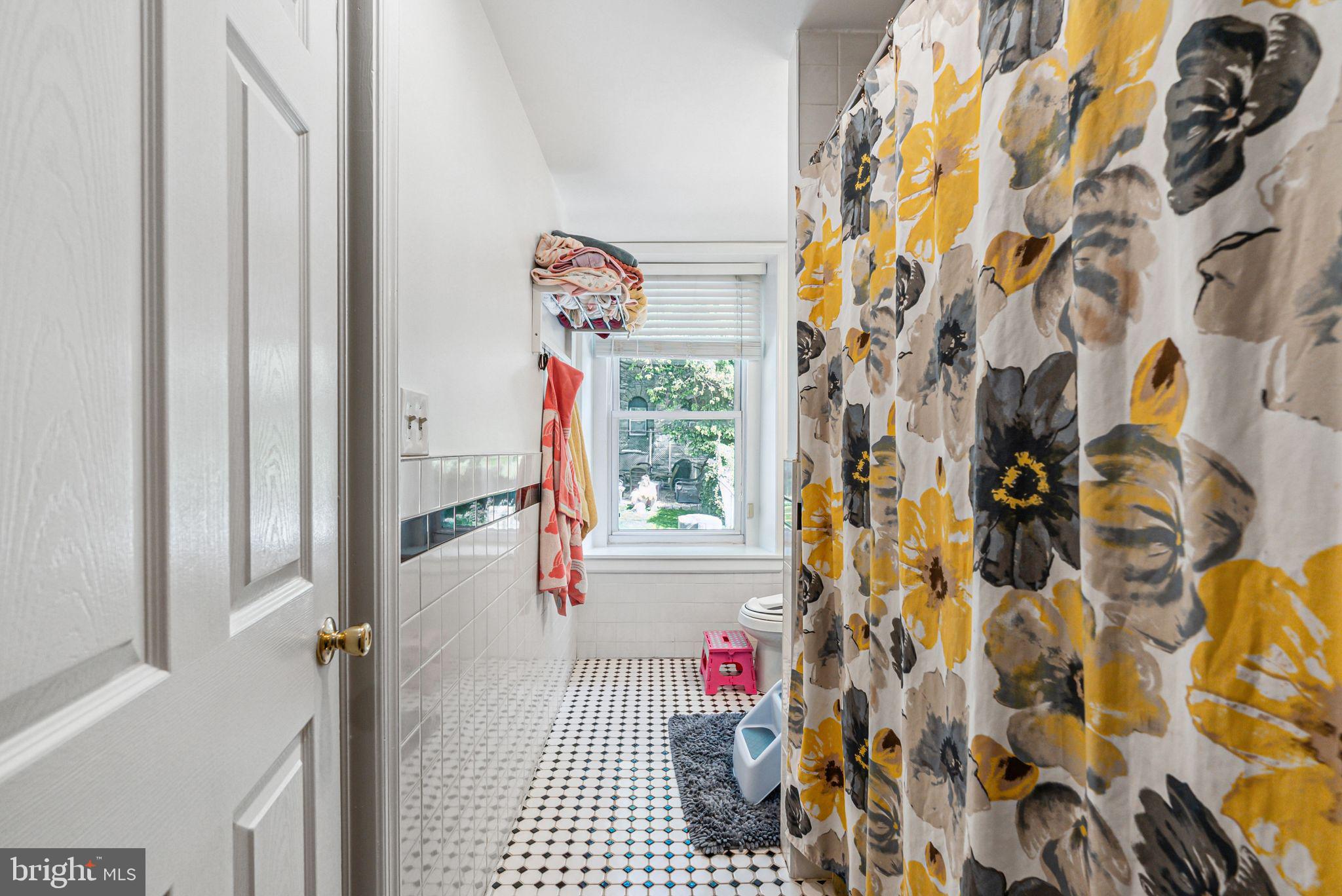 MANAYUNK - Residential Lease