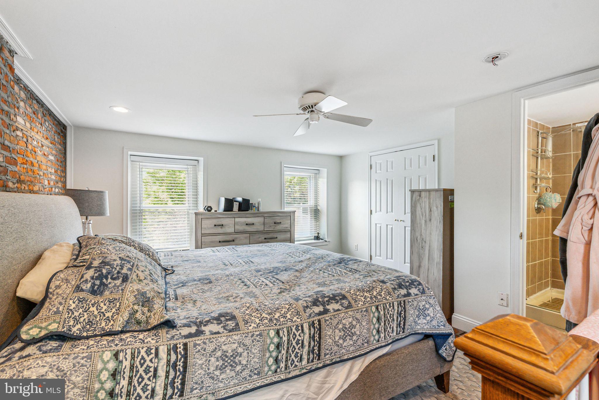 MANAYUNK - Residential Lease