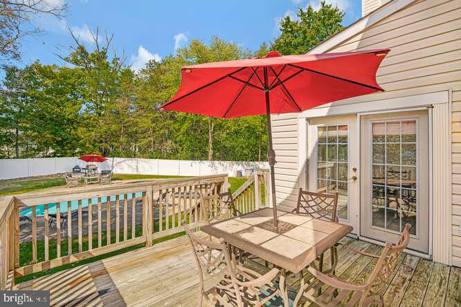 GLENN DALE GREENS - Residential