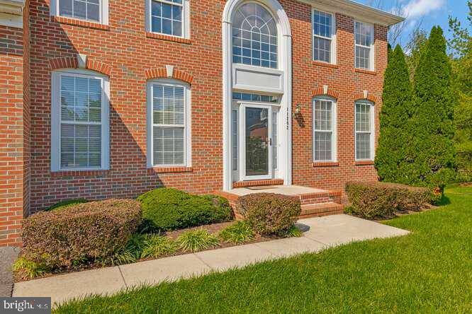 GLENN DALE GREENS - Residential