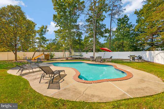 GLENN DALE GREENS - Residential