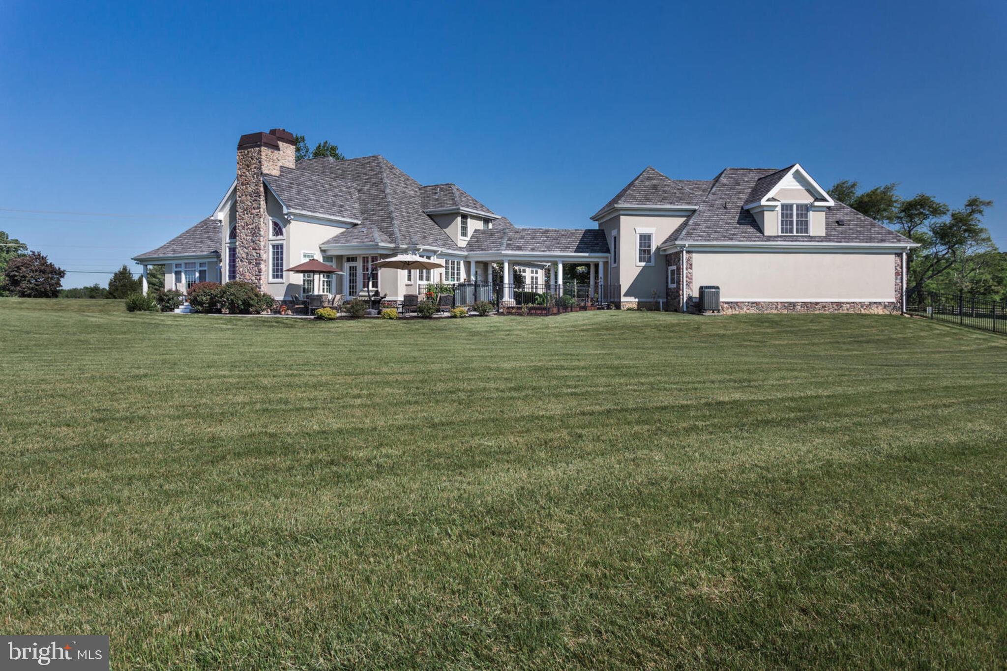 BOUNTYS VIEW - Residential