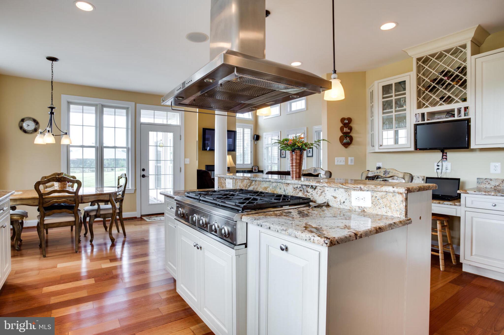 BOUNTYS VIEW - Residential