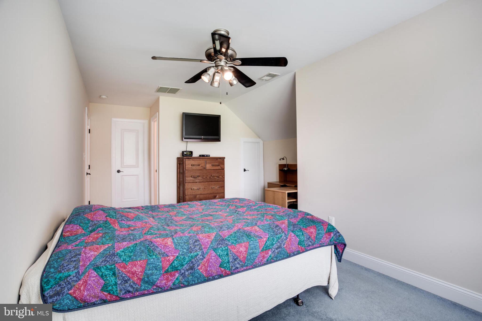 BOUNTYS VIEW - Residential