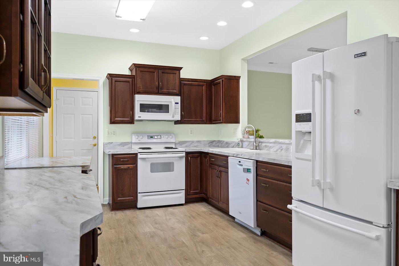 SALEM FIELDS - Residential