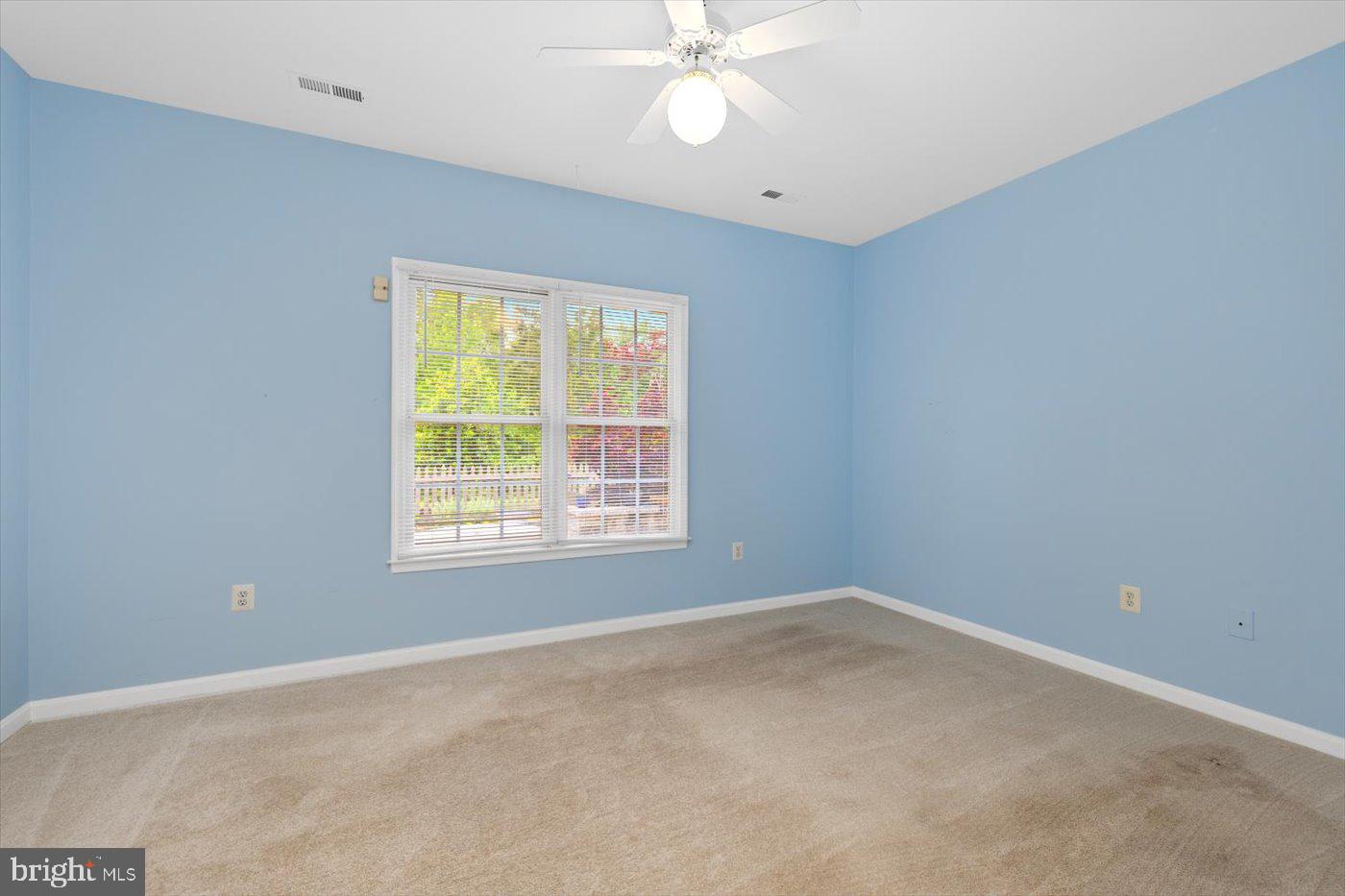 SALEM FIELDS - Residential