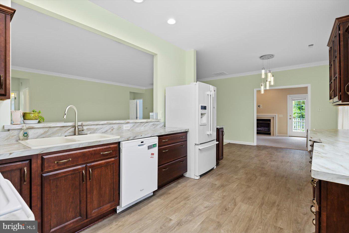 SALEM FIELDS - Residential