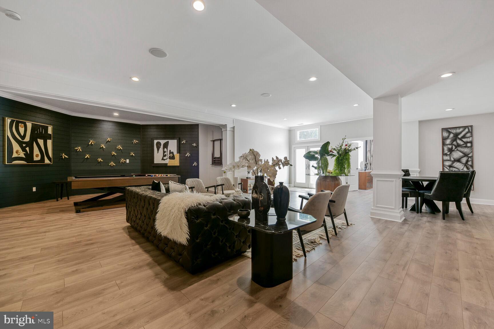 BEACON HILL - Residential