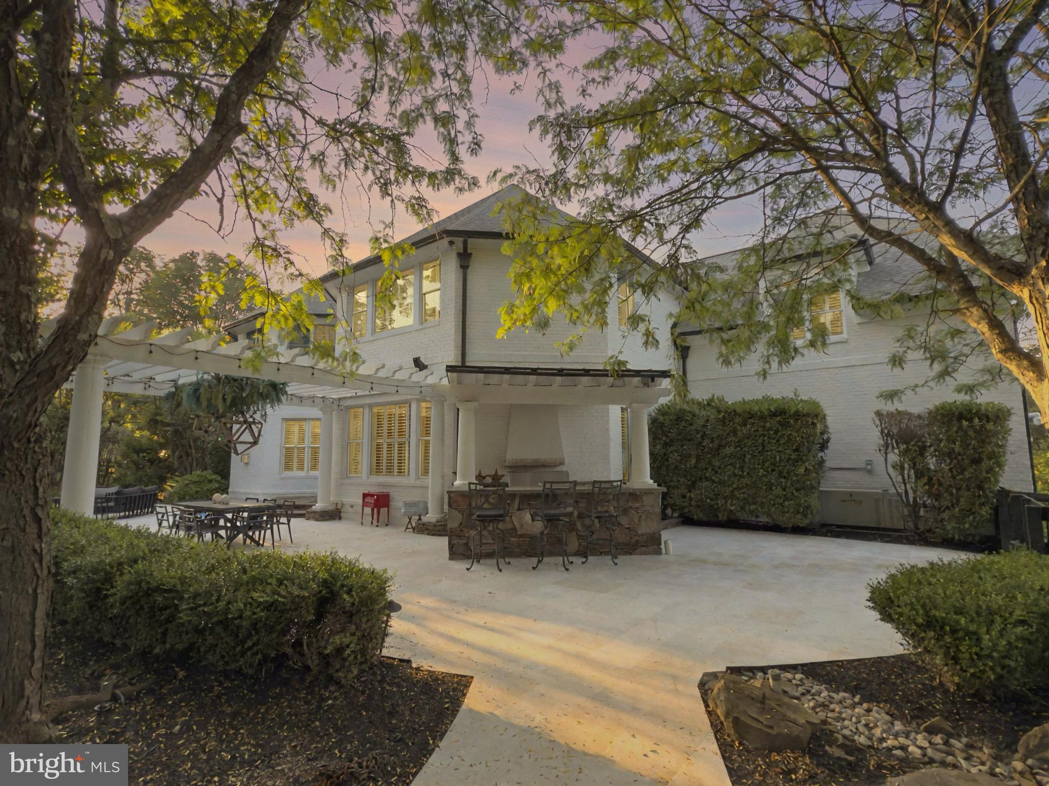 BEACON HILL - Residential