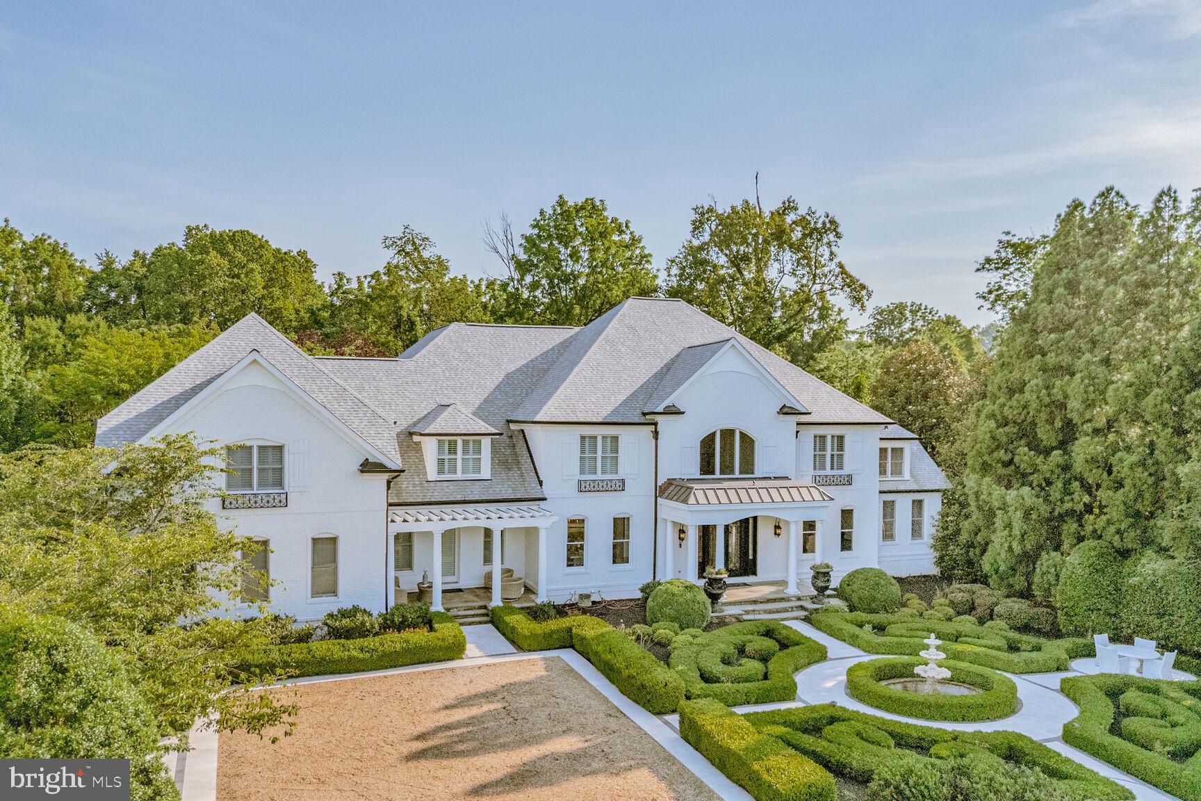 BEACON HILL - Residential