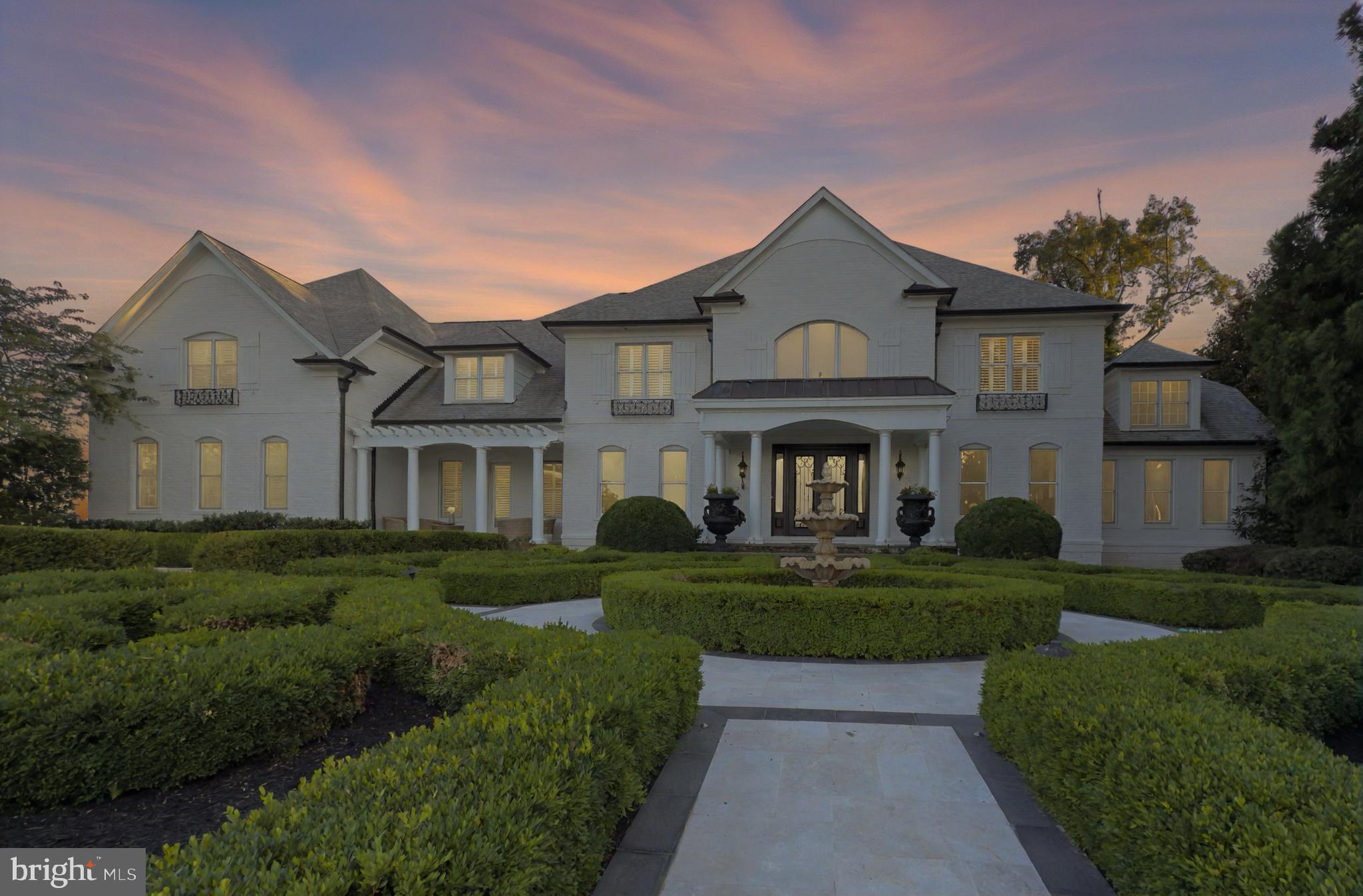 BEACON HILL - Residential