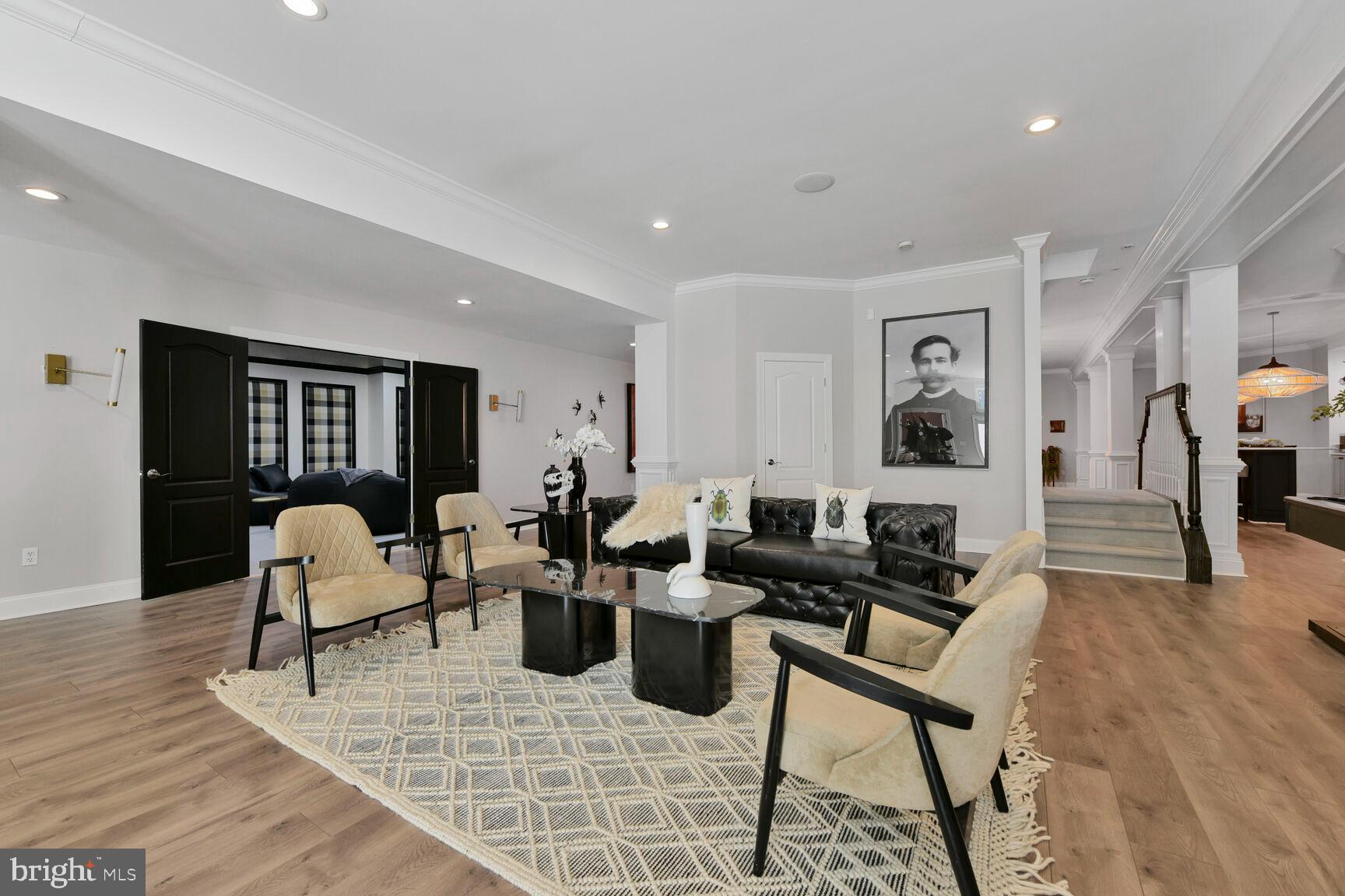 BEACON HILL - Residential