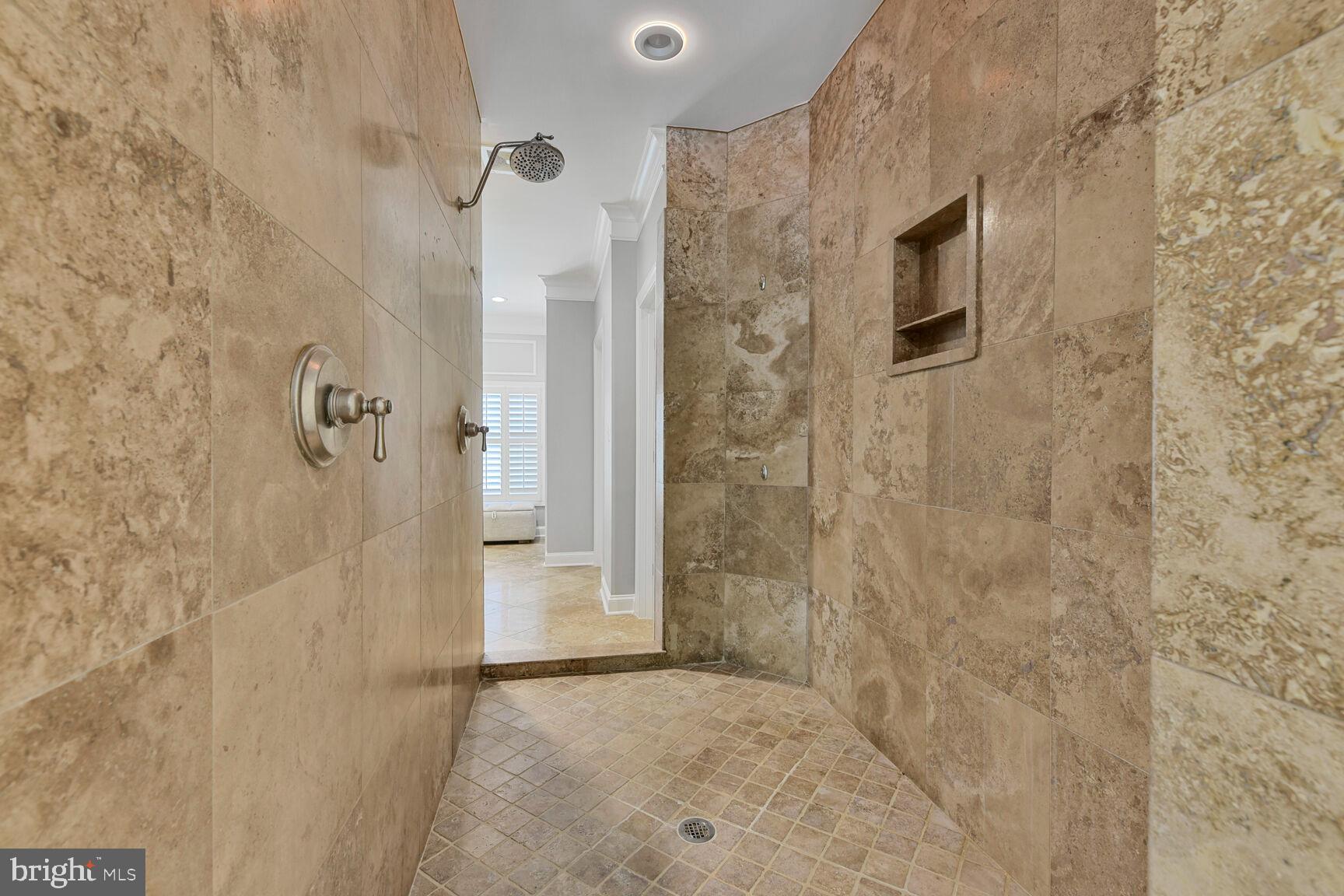 BEACON HILL - Residential