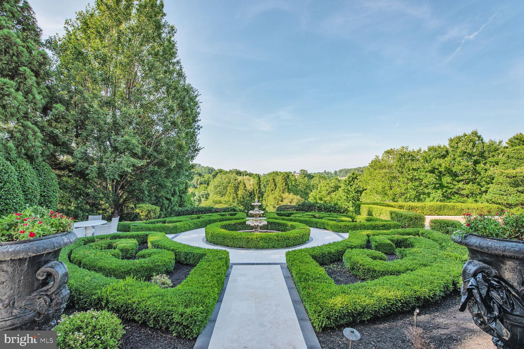 BEACON HILL - Residential