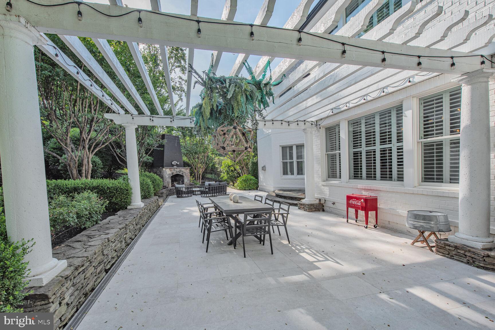 BEACON HILL - Residential