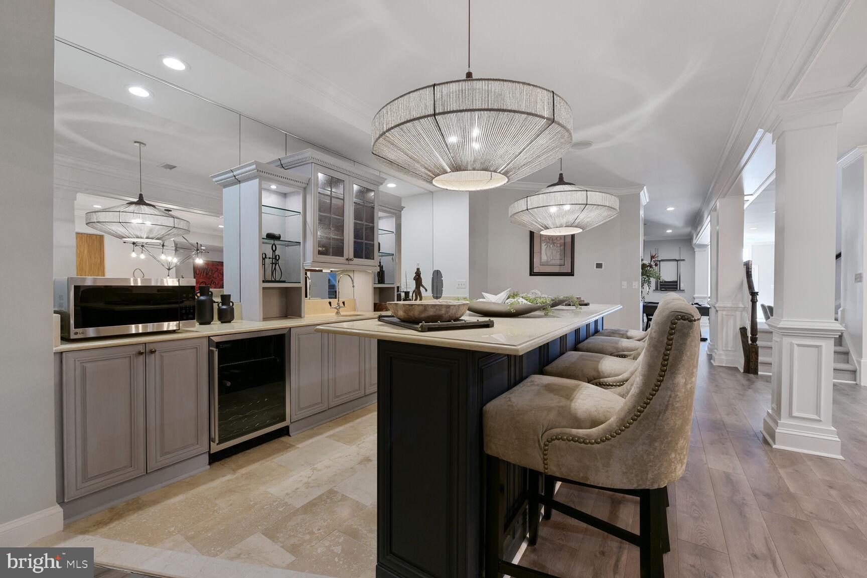 BEACON HILL - Residential